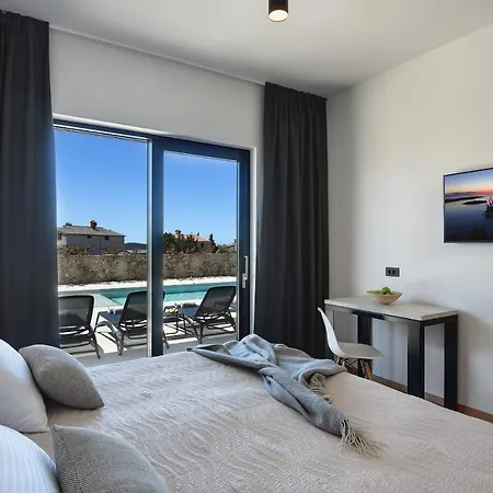 Aquarius فيلة بولا